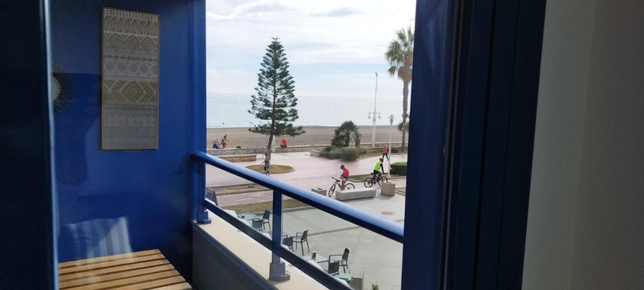 Frente Al Mar Apartment Малага Екстериор снимка